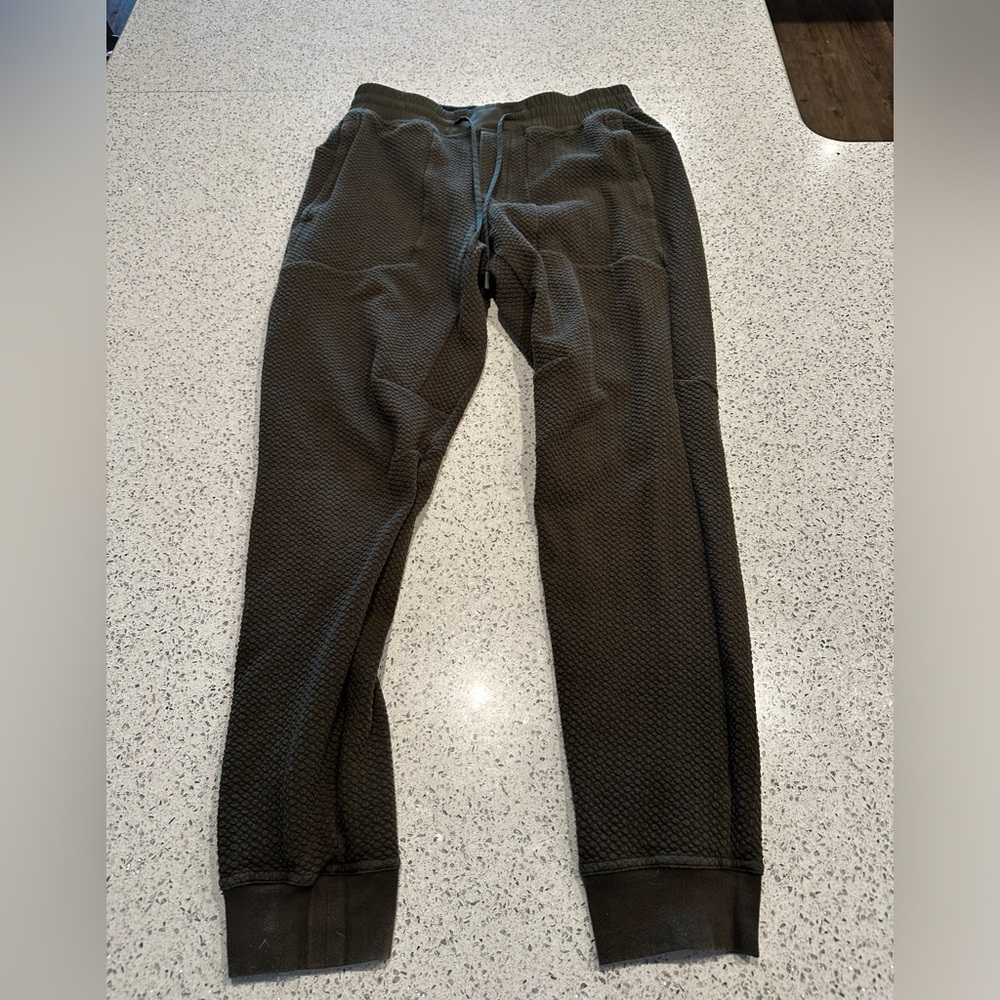 Lululemon at ease joggers